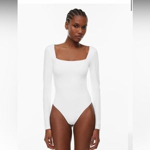 Aritzia Barbaton Contour Square Neck Bodysuit